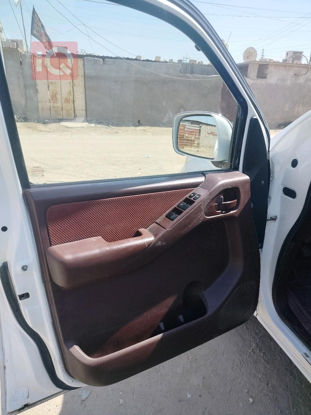 نيسان نافارا